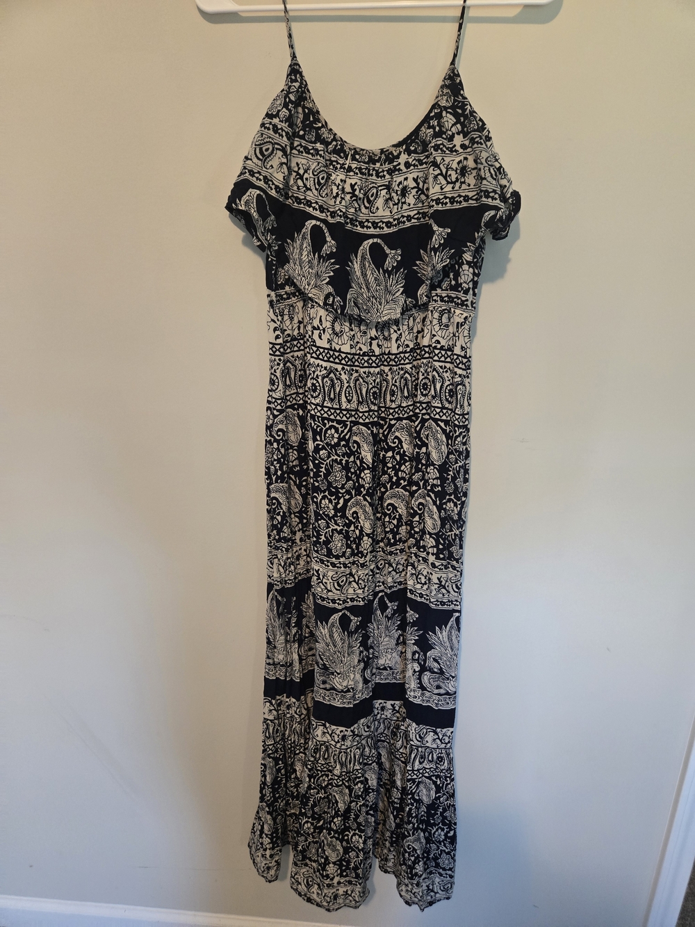 Forever 21 Navy and White Printed Maxi Dress with Ruffle Bodice